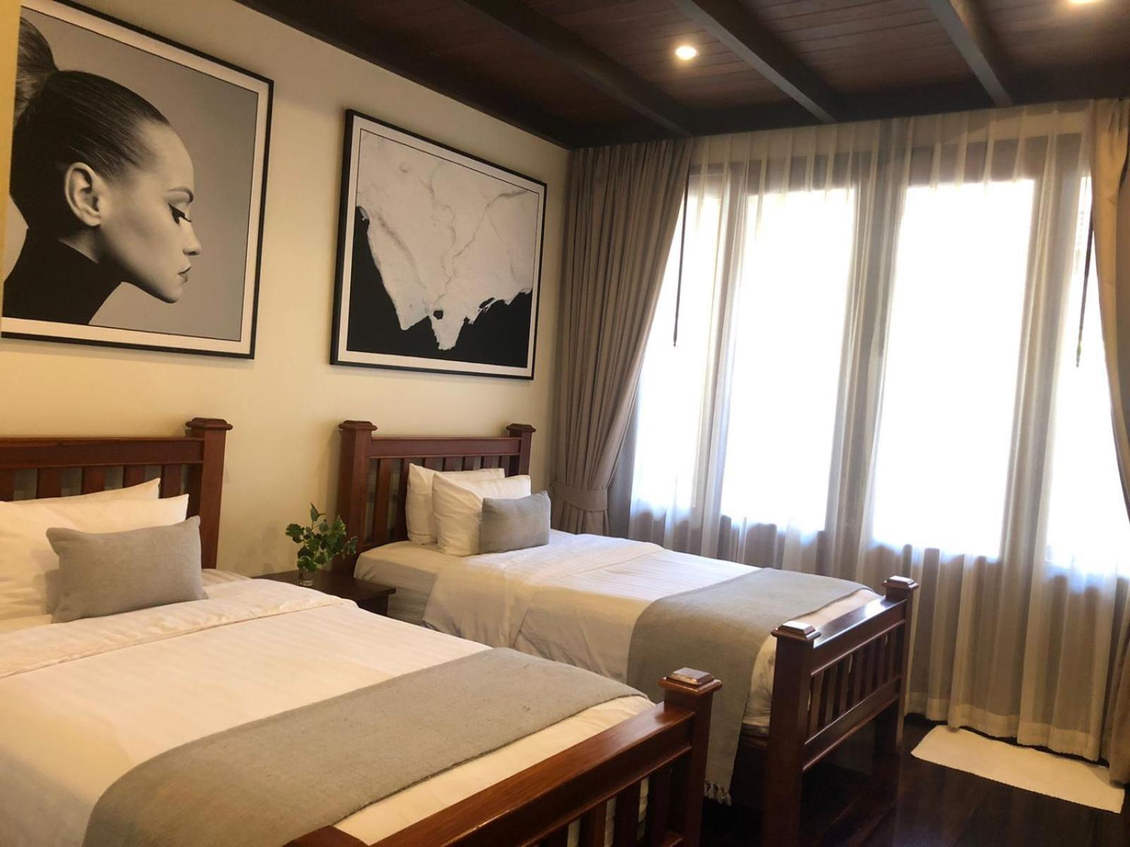 Athena Hotel Pakse Exterior photo