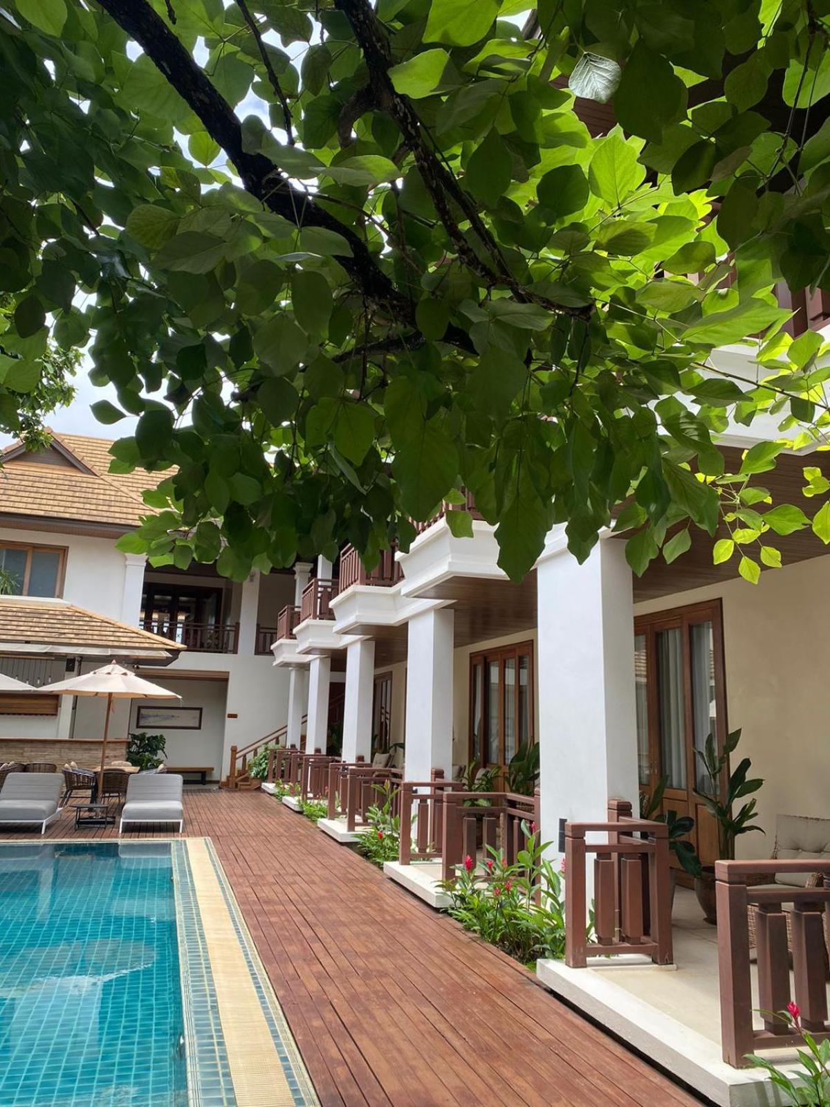 Athena Hotel Pakse Exterior photo
